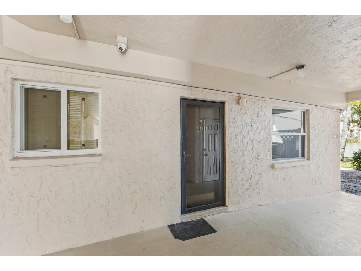 4015 Lake Bayshore Drive #108 Bradenton FL 34205 A4651331 image3