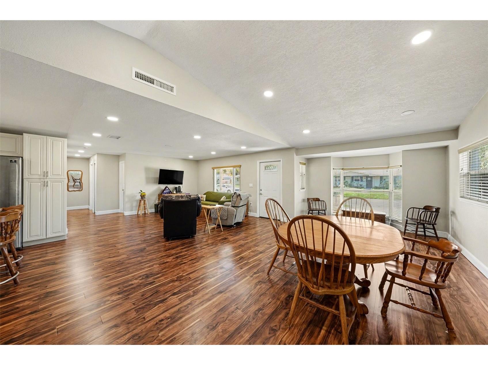 4015 W Land Avenue Tampa FL 33616 TB8497662 image11