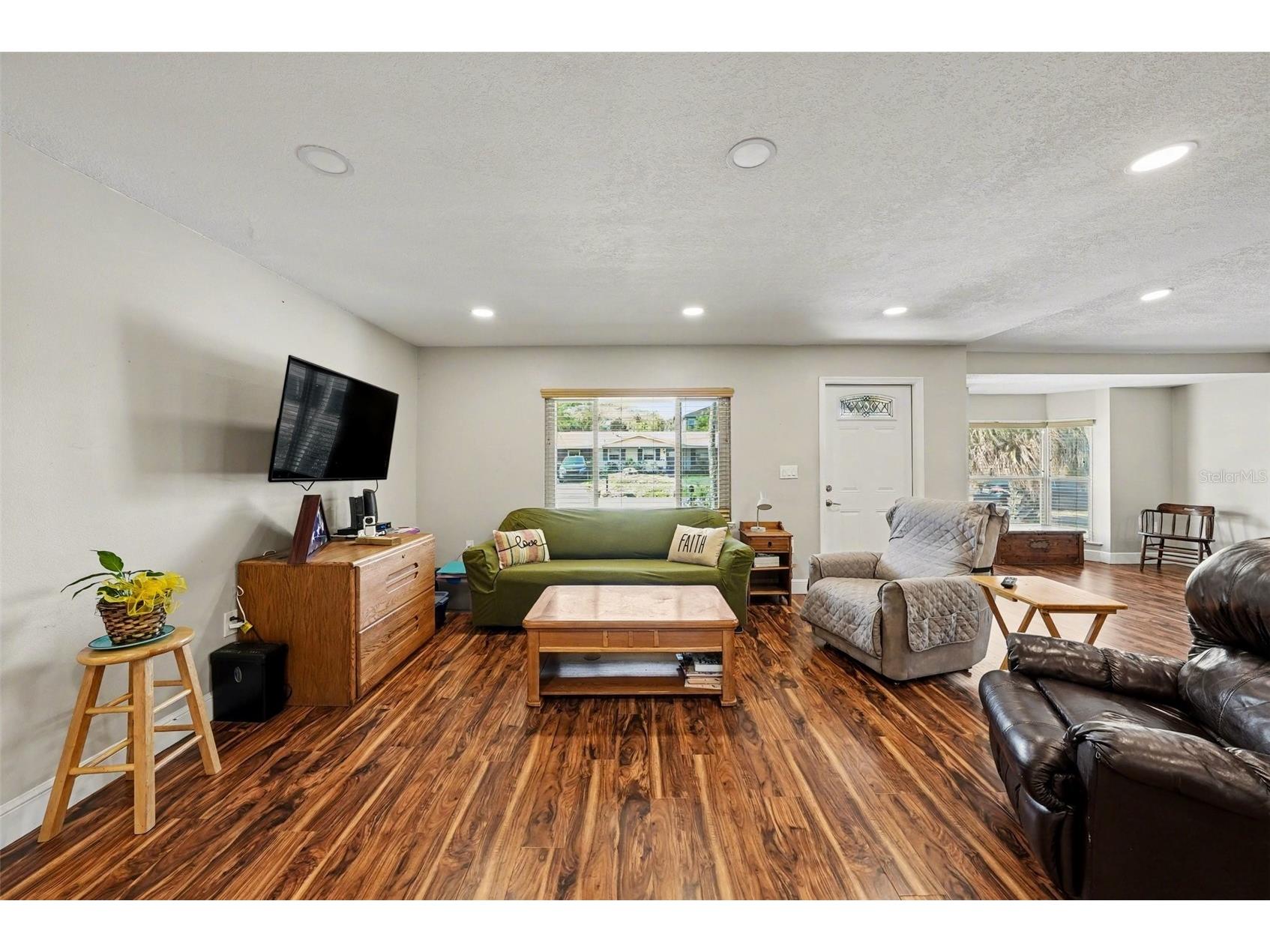 4015 W Land Avenue Tampa FL 33616 TB8497662 image4