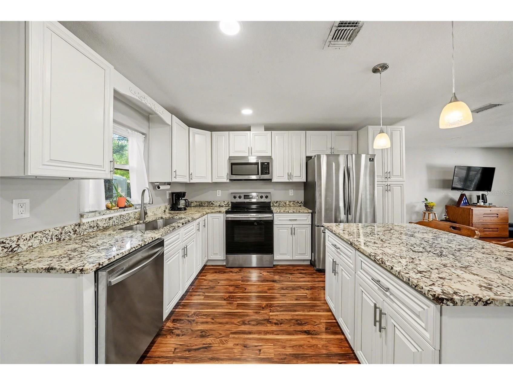 4015 W Land Avenue Tampa FL 33616 TB8497662 image9
