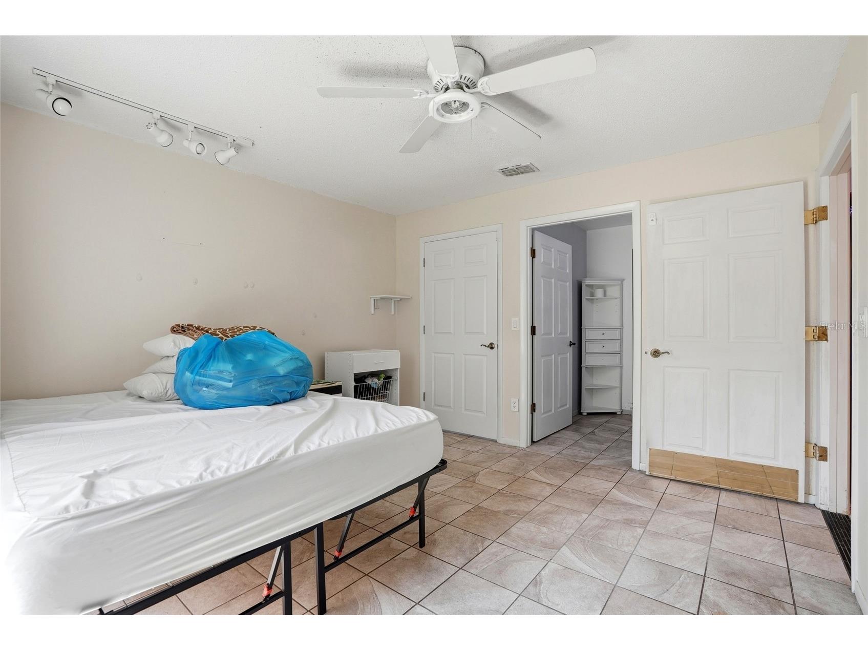 4016 103rd Ave Clearwater FL 33762 TB8488604 image15