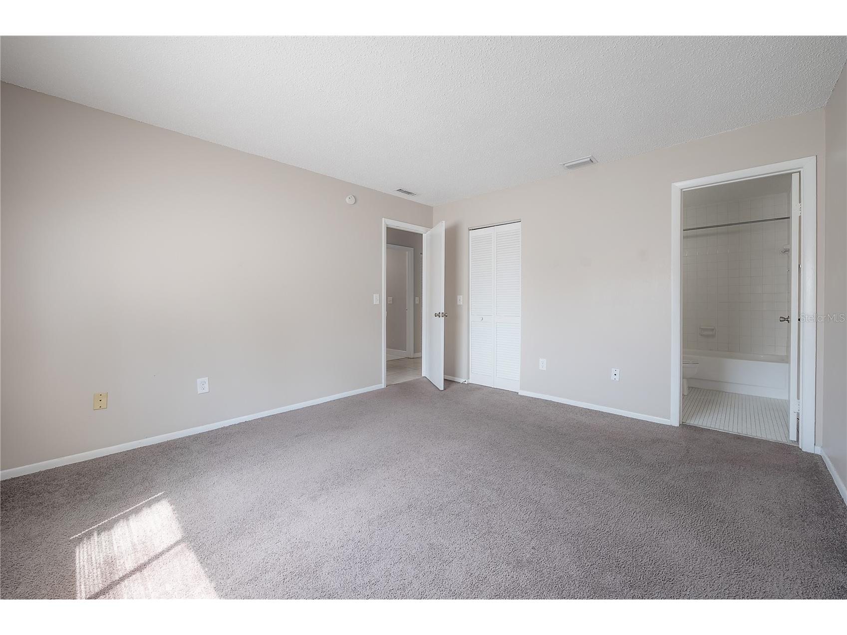 4016 Cortez Drive #D Tampa FL 33614 TB8493499 image13