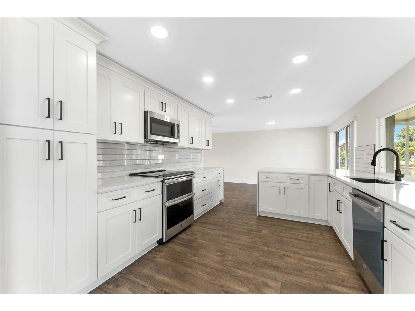 4016 Grayton Drive New Port Richey FL 34652 TB8399479 image13