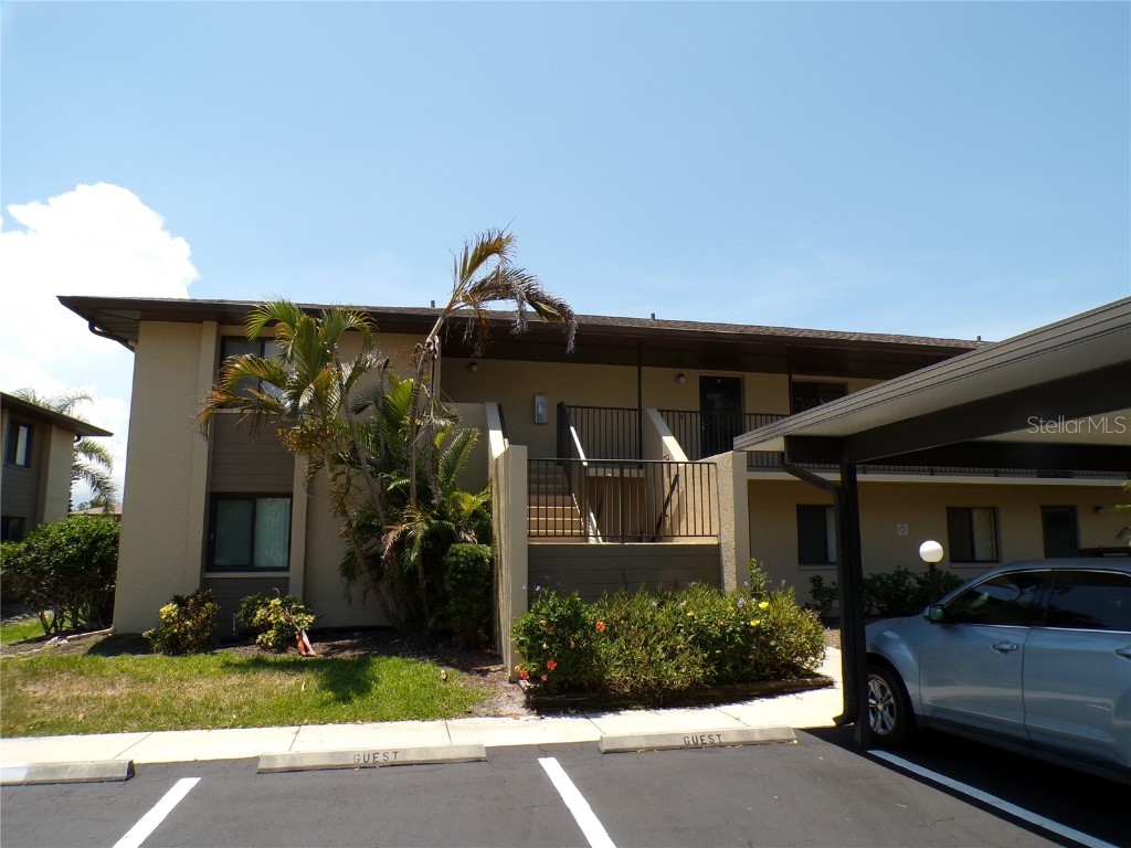 4016 Oakview Drive #J6 Punta Gorda FL 33980 A4655654 image1
