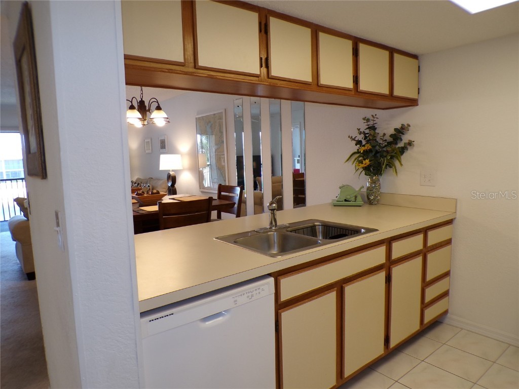 4016 Oakview Drive #J6 Punta Gorda FL 33980 A4655654 image4