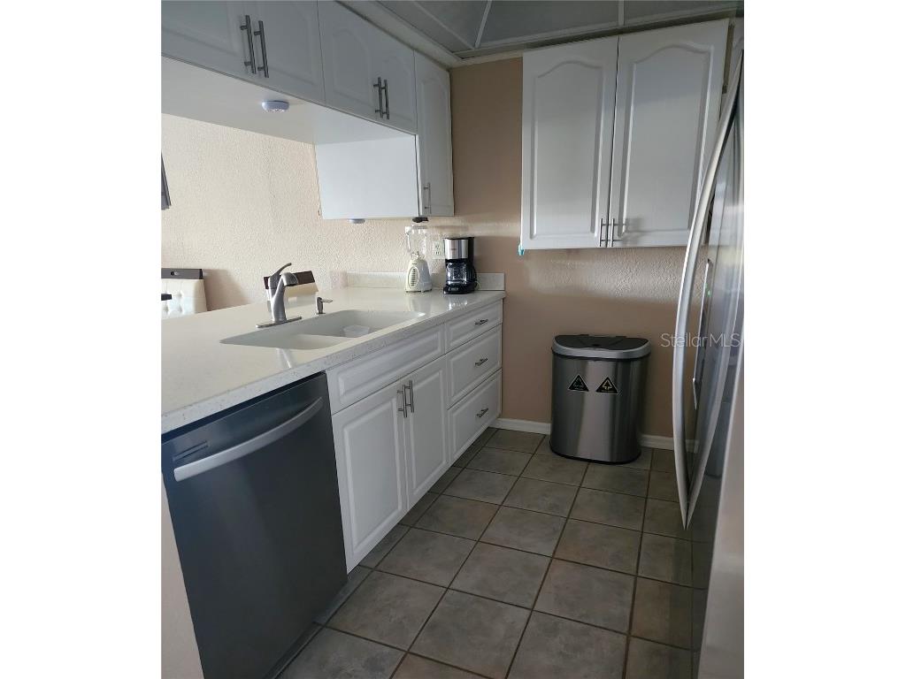 4016 Oakview Drive #J8 Punta Gorda FL 33980 - TALA LAKE C7490891 image6