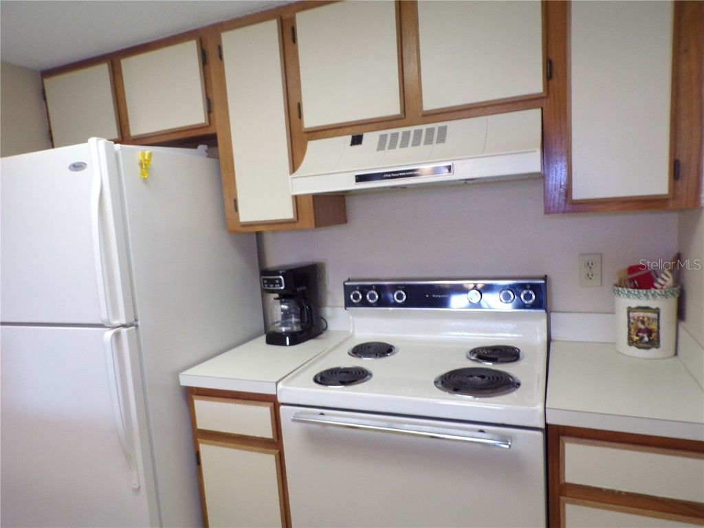 4016 Oakview Drive #J9 Port Charlotte FL 33980 C7502409 image4