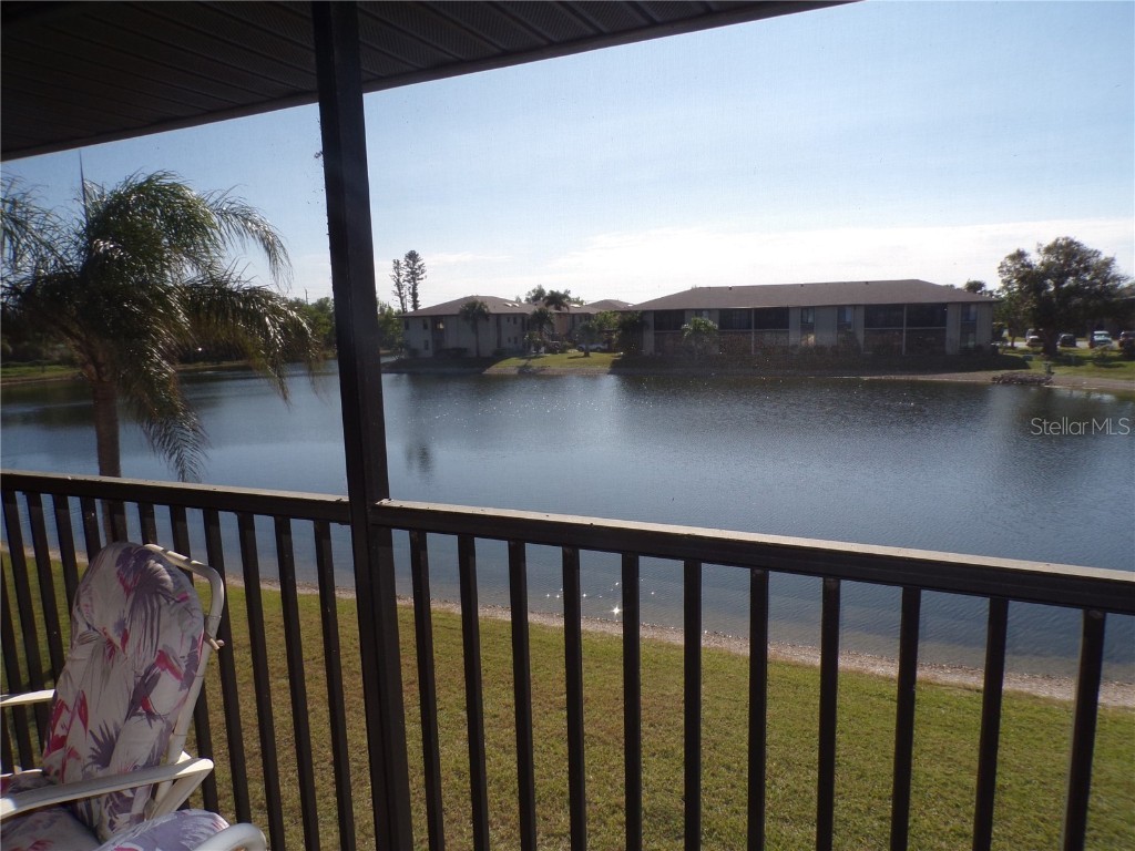 4016 Oakview Drive #J9 Port Charlotte FL 33980 C7502409 image5