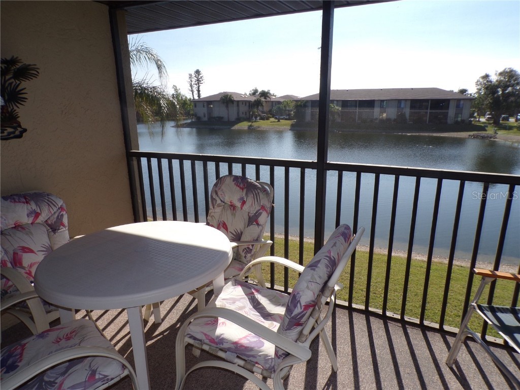 4016 Oakview Drive #J9 Port Charlotte FL 33980 C7502409 image6