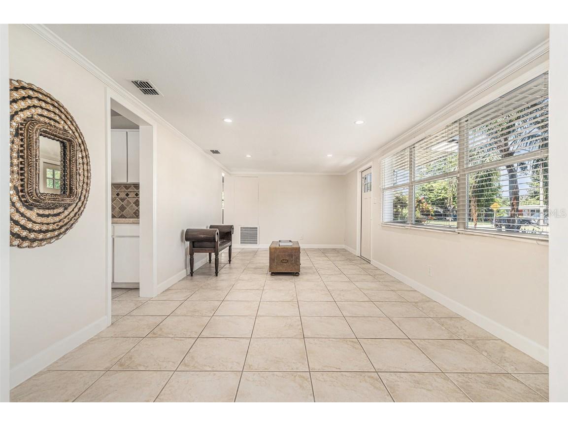 4016 W Montgomery Terrace Tampa FL 33616 TB8429578 image5