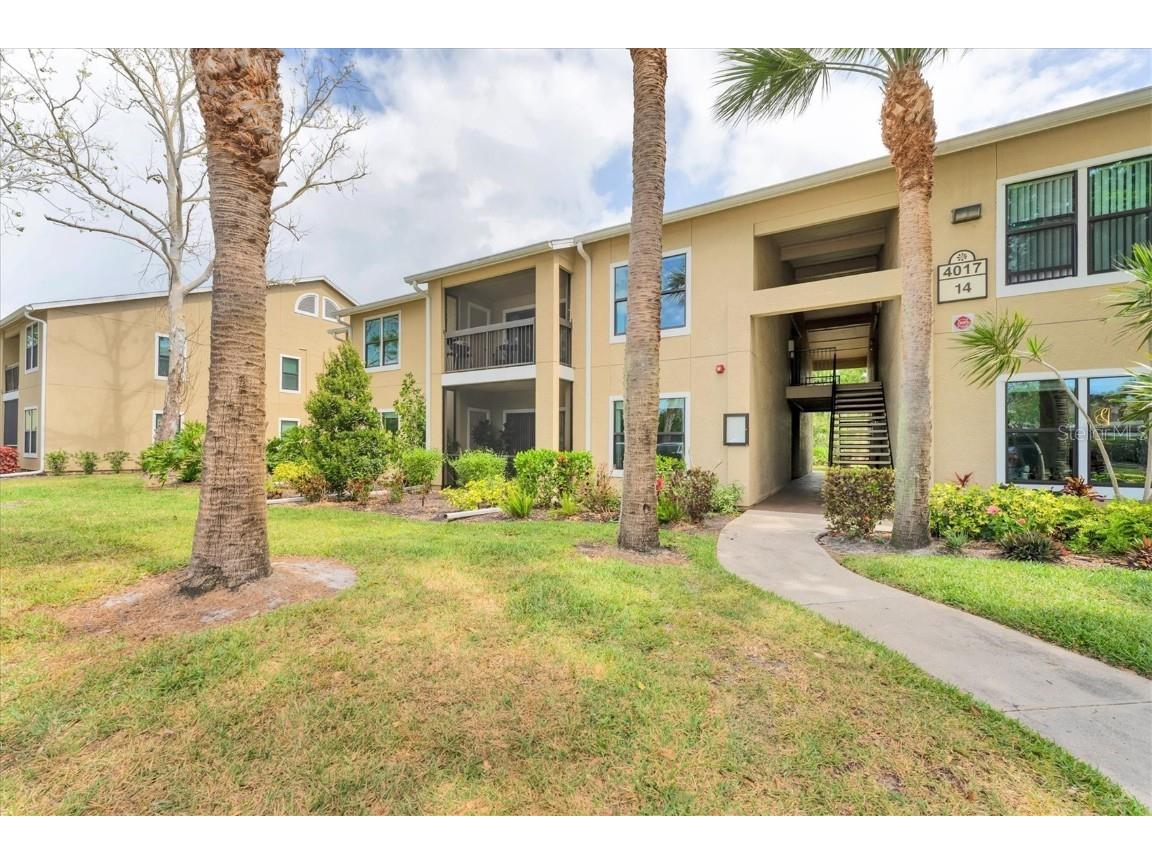 4017 Crockers Lake Boulevard #1421 Sarasota FL 34238 A4647053 image1