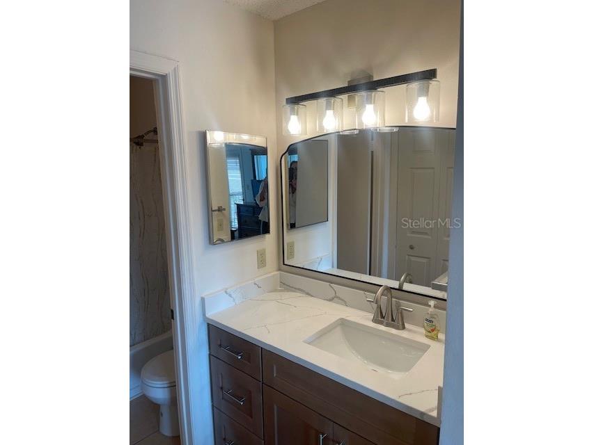 4017 Crockers Lake Boulevard #21 Sarasota FL 34238 A4678309 image12