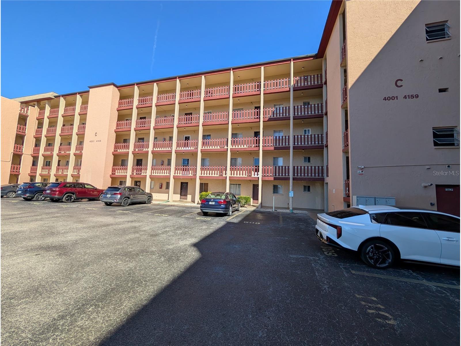 4017 Lake Bayshore Drive #109 Bradenton FL 34205 A4678658 image1