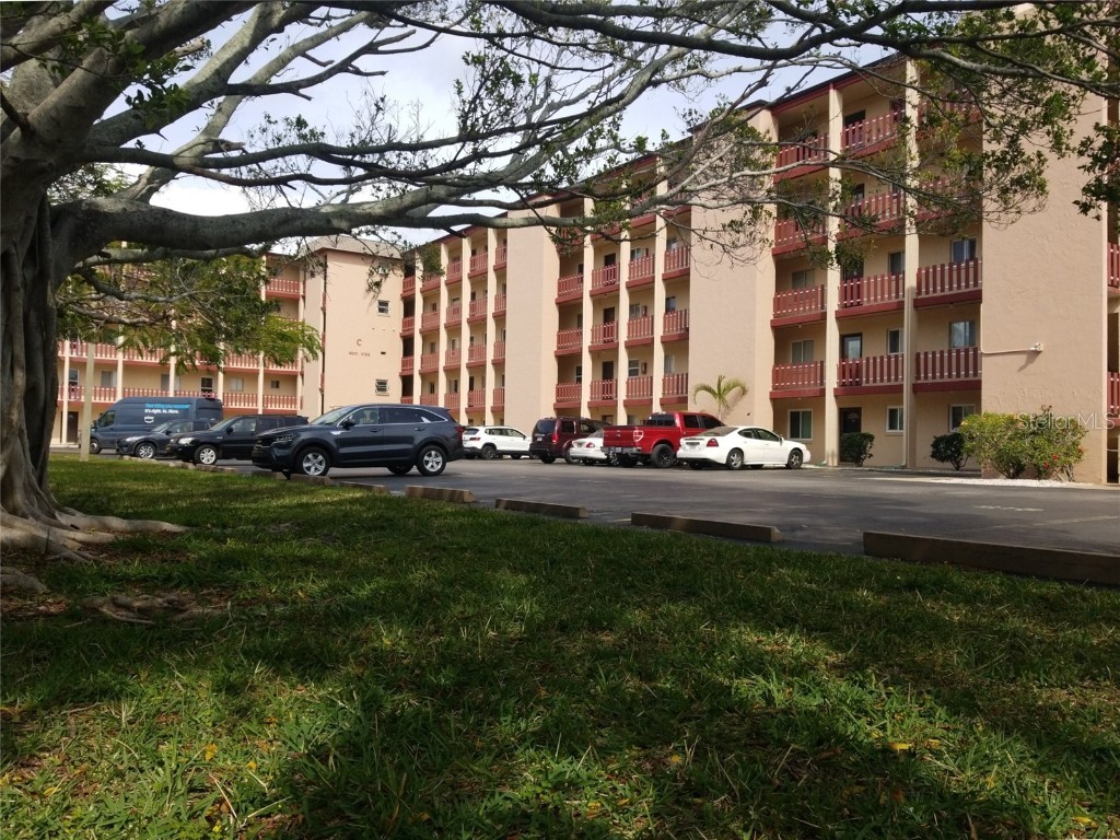 4017 Lake Bayshore Drive #C109 Bradenton FL 34205 A4609456 image1