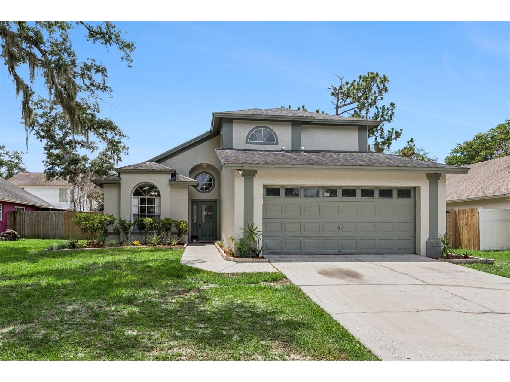 4017 Quail Briar Drive Valrico FL 33596 TB8513948 image1