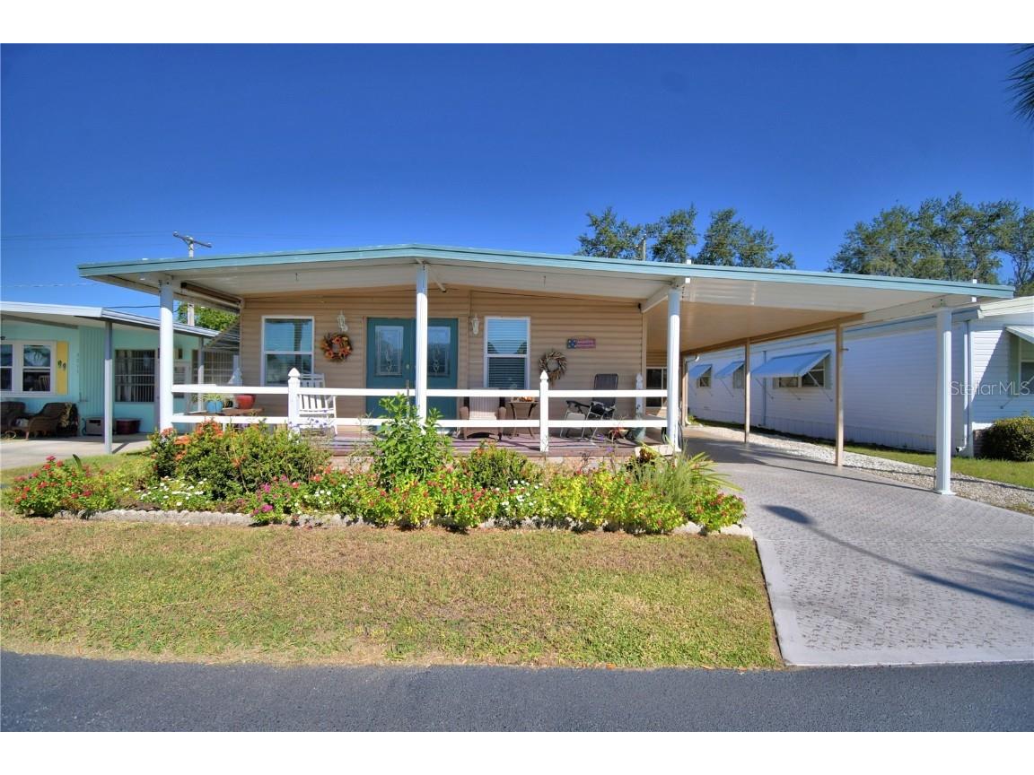 4017 Rolling Oaks Drive Winter Haven FL 33880 - Dinner Lake P4936985 image1