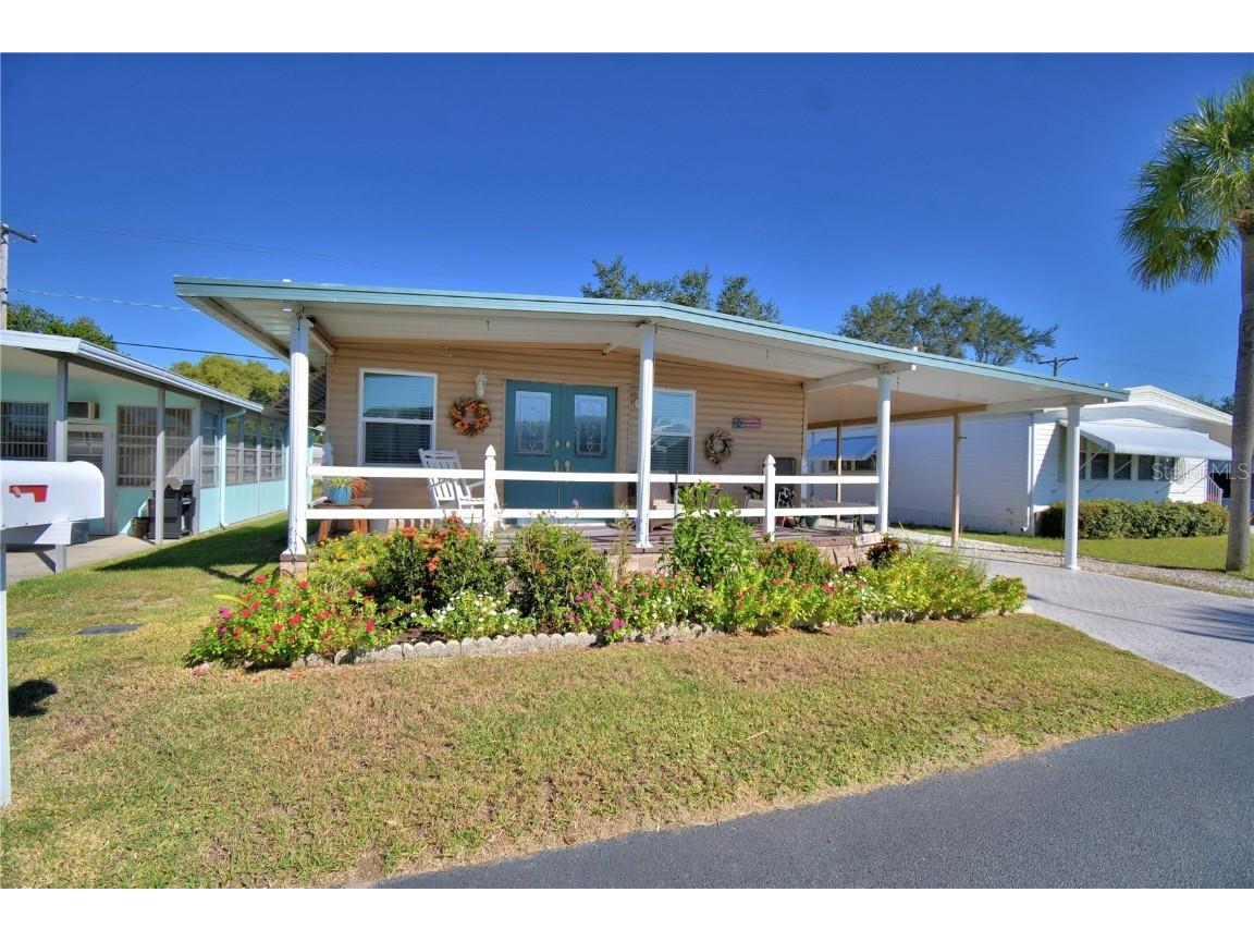 4017 Rolling Oaks Drive Winter Haven FL 33880 - Dinner Lake P4936985 image2