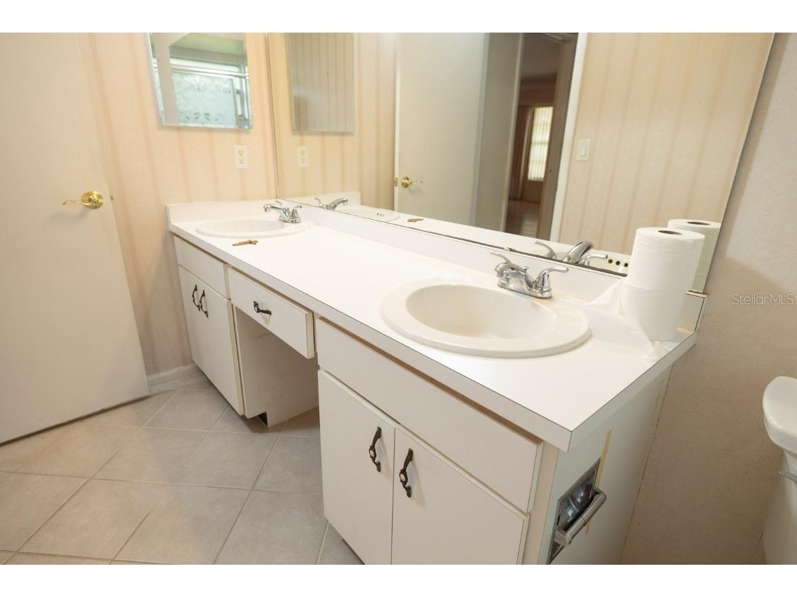 4018 Oakhurst Drive #3181 Sarasota FL 34233 A4642487 image30