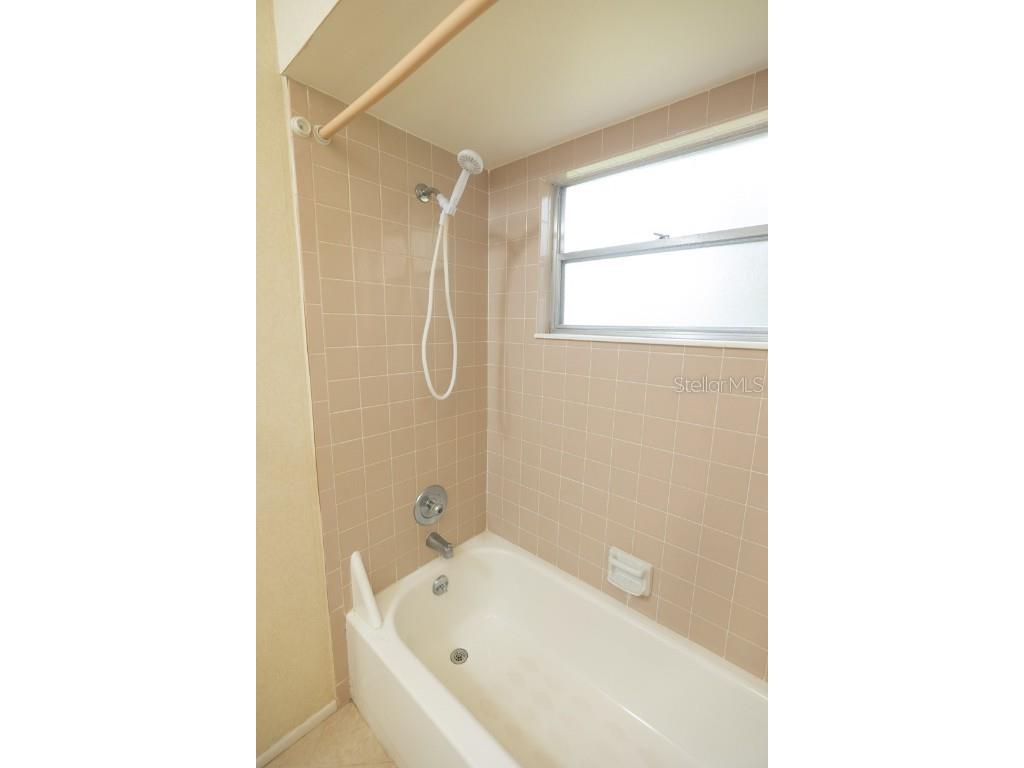 4018 Oakhurst Drive #3181 Sarasota FL 34233 A4642487 image36