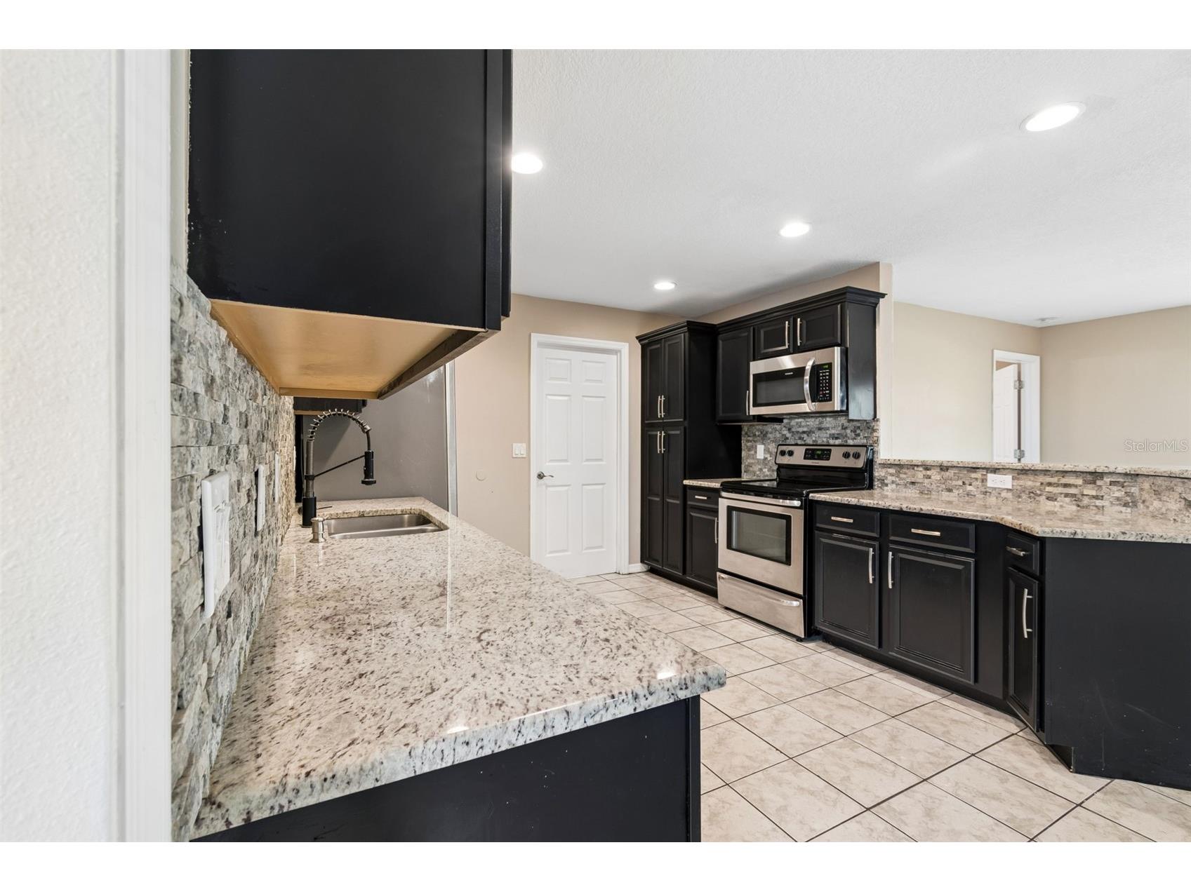 4018 Prado Drive Sarasota FL 34235 A4688500 image20