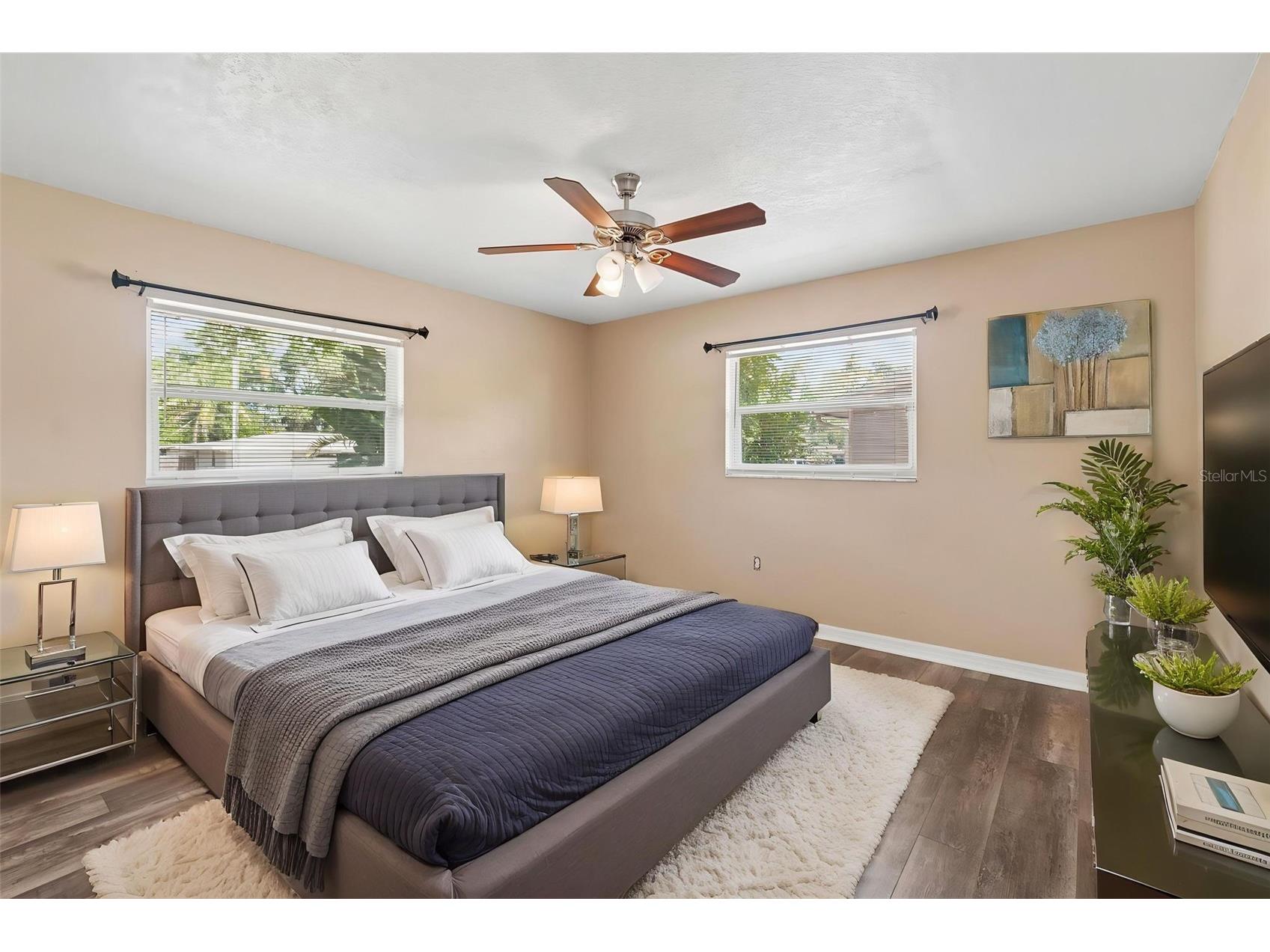 4018 Prado Drive Sarasota FL 34235 A4688500 image42