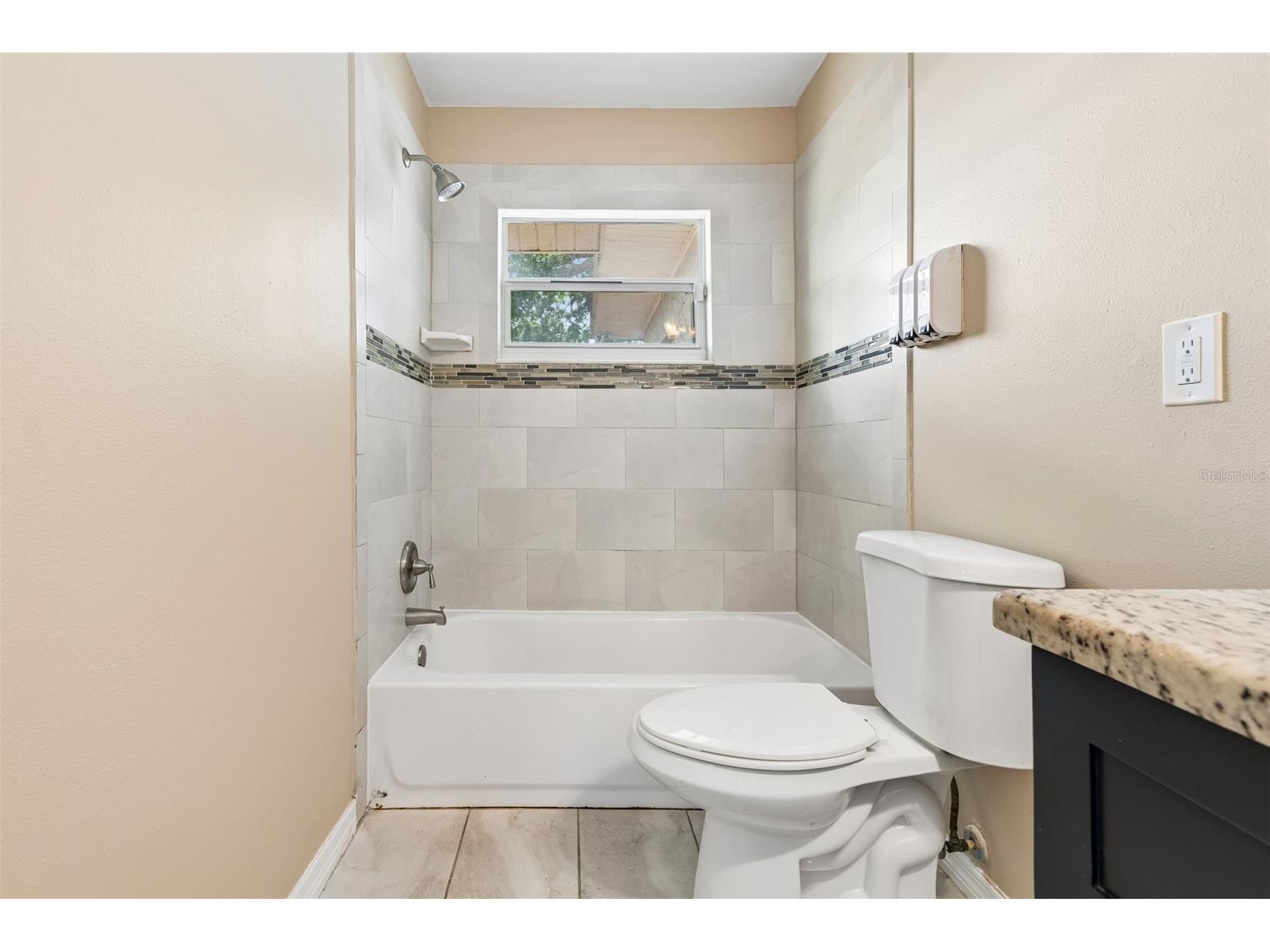 4018 Prado Drive Sarasota FL 34235 A4688500 image48