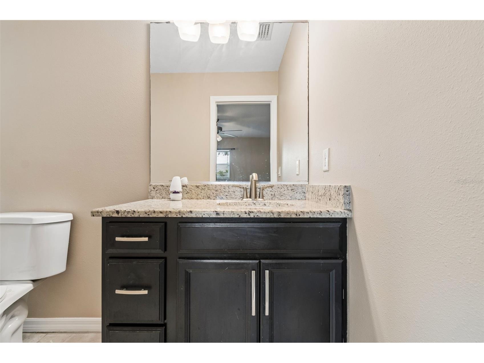 4018 Prado Drive Sarasota FL 34235 A4688500 image55