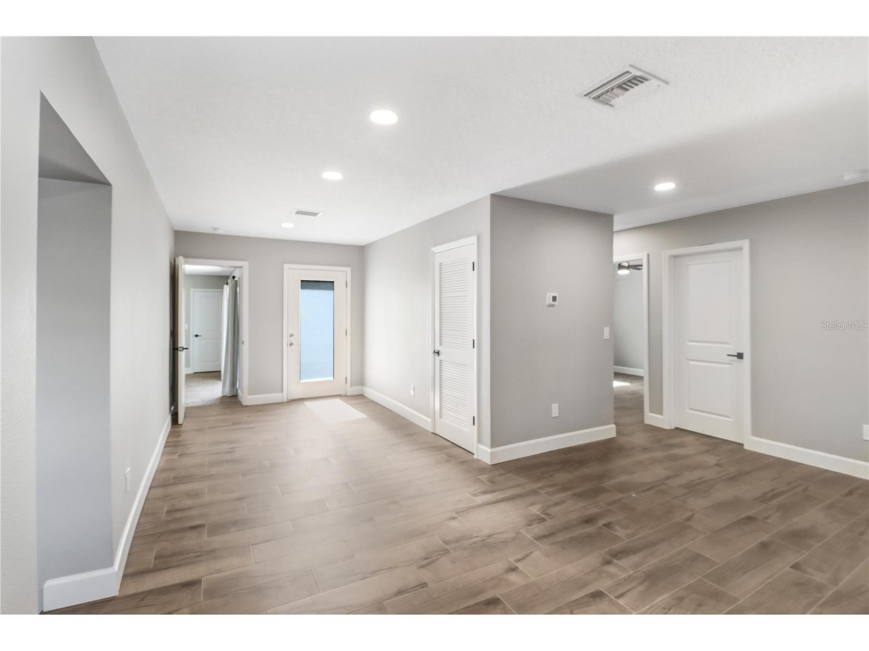 4018 S West Shore Boulevard Tampa FL 33611 TB8460286 image6