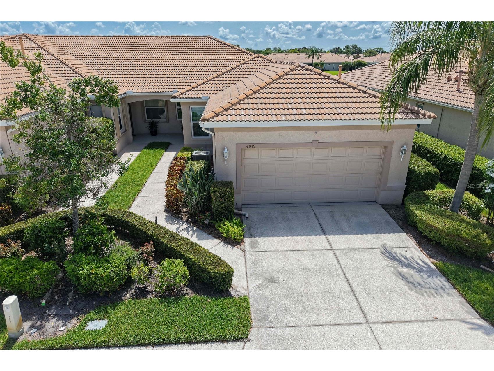 4019 Cascade Falls Drive Sarasota FL 34243 A4698780 image2