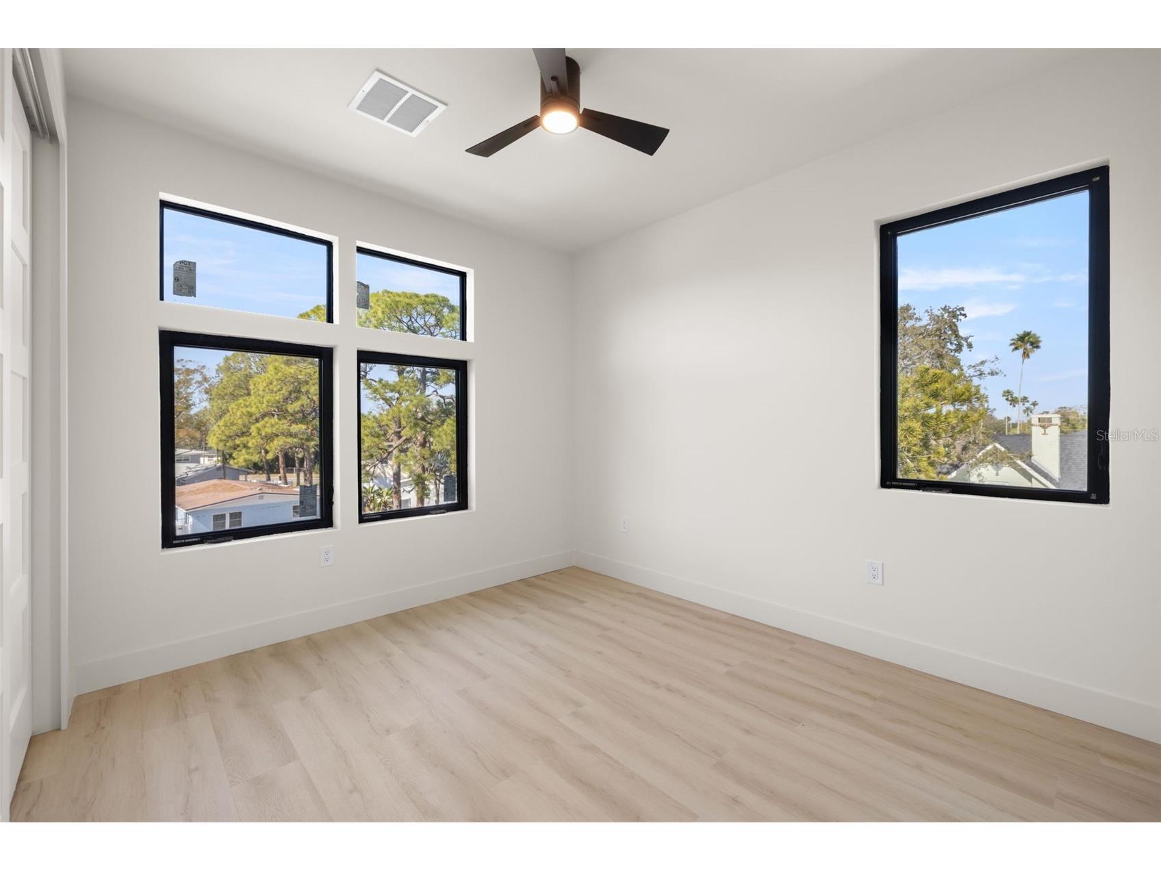 4019 Harrisburg Street NE Saint Petersburg FL 33703 TB8509184 image42