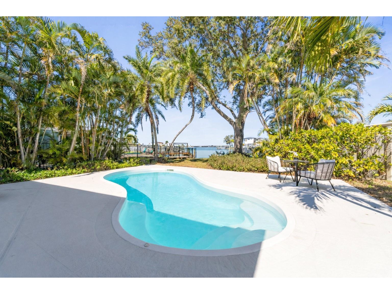 402 161st Avenue Redington Beach FL 33708 TB8471642 image5
