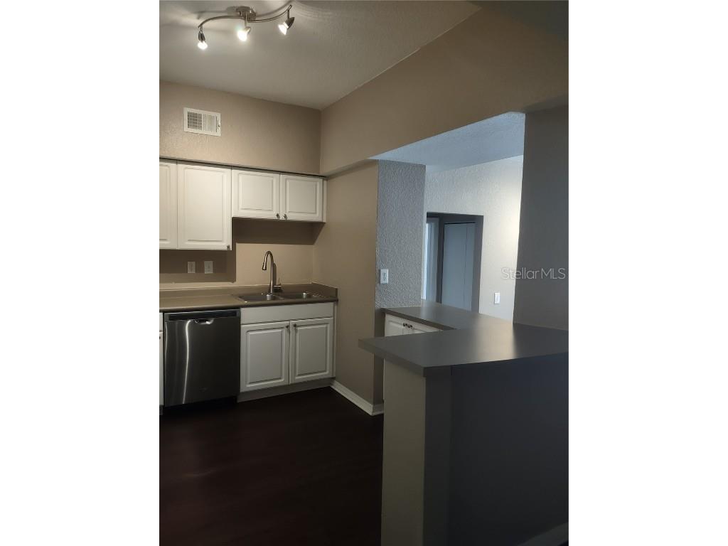 402 Armenia Avenue #128 Tampa FL 33609 TB8431770 image2