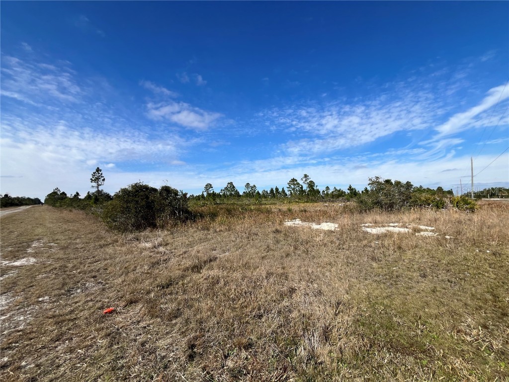 402 Belmonte Drive Indian Lake Estates FL 33855 - LAKE WALK IN WATER P4933245 image5