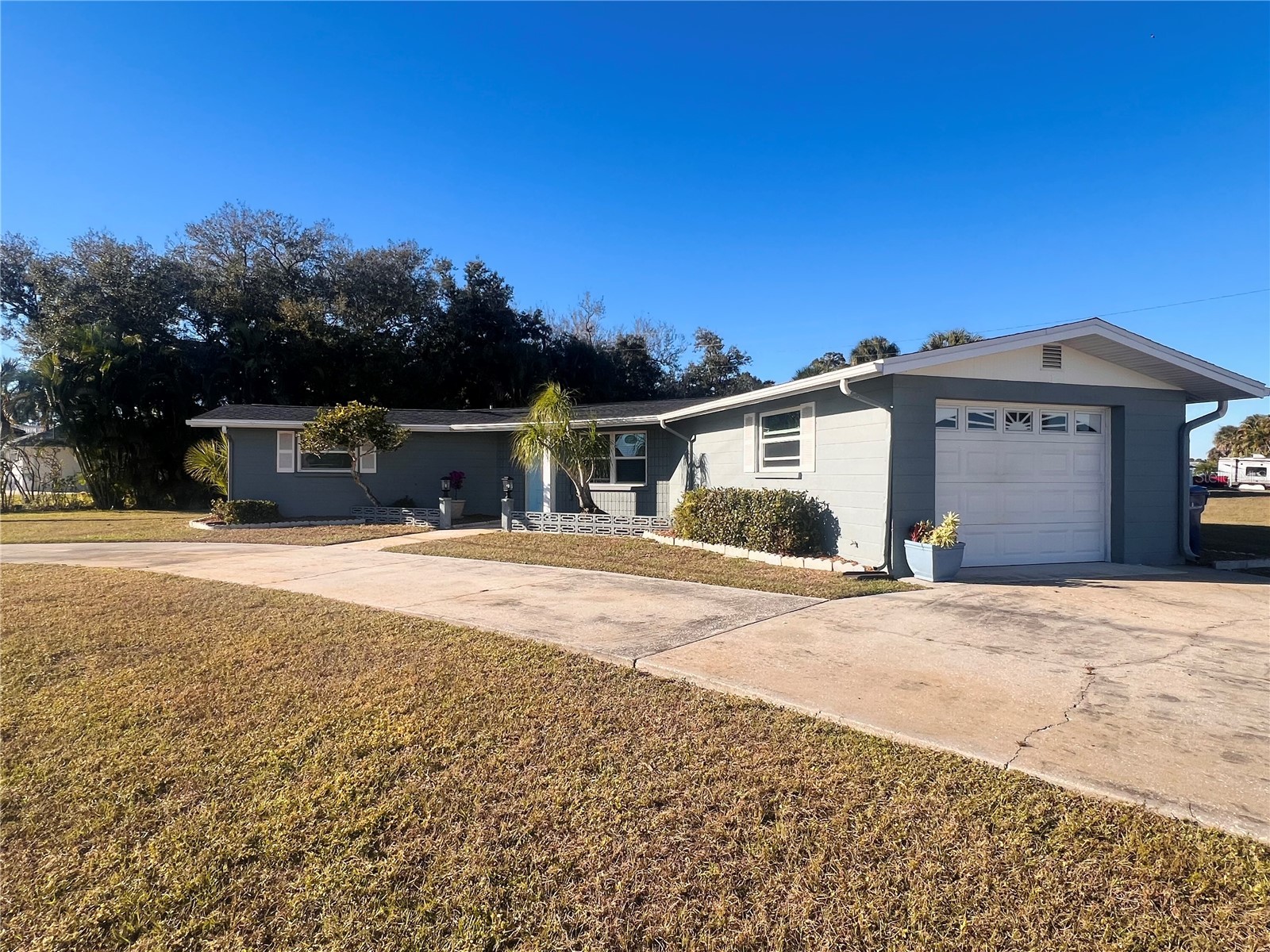 402 Belvidere Road Englewood FL 34223 D6145609 image25