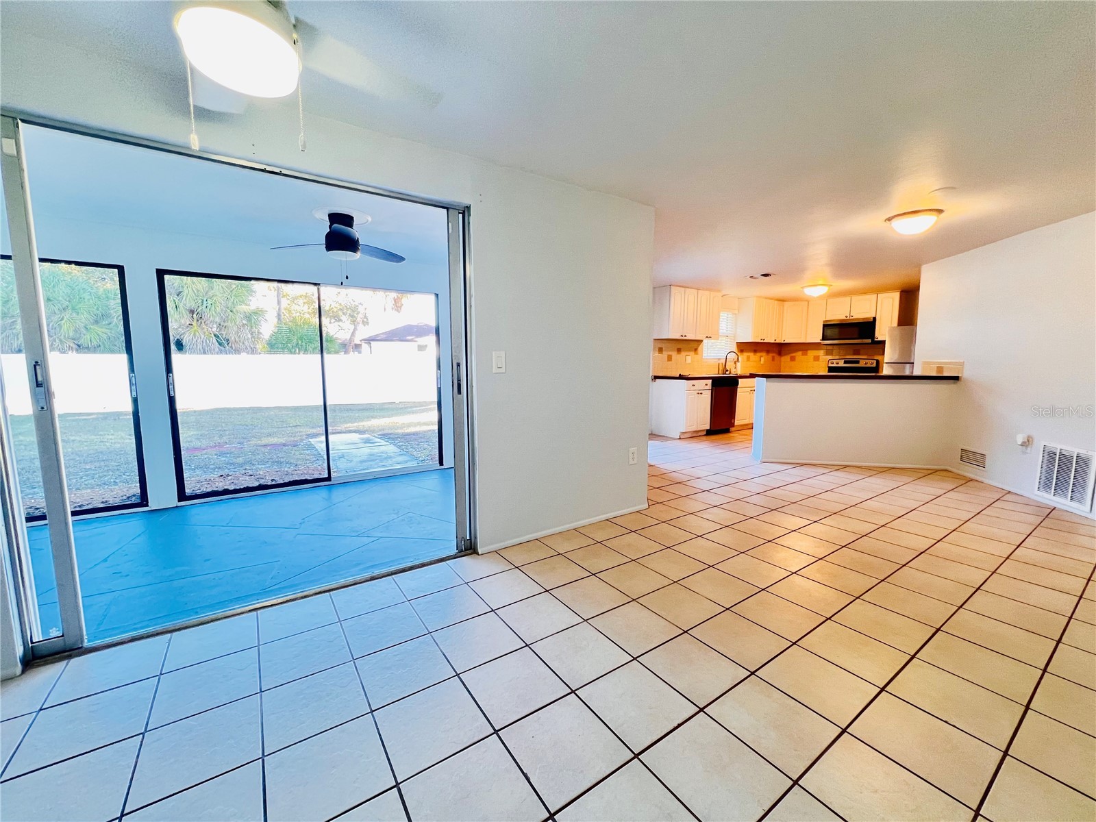 402 Belvidere Road Englewood FL 34223 D6145609 image5