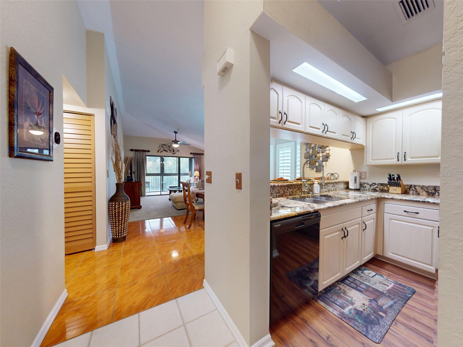 402 Bouchelle Drive #206 New Smyrna Beach FL 32169 O6397802 image6