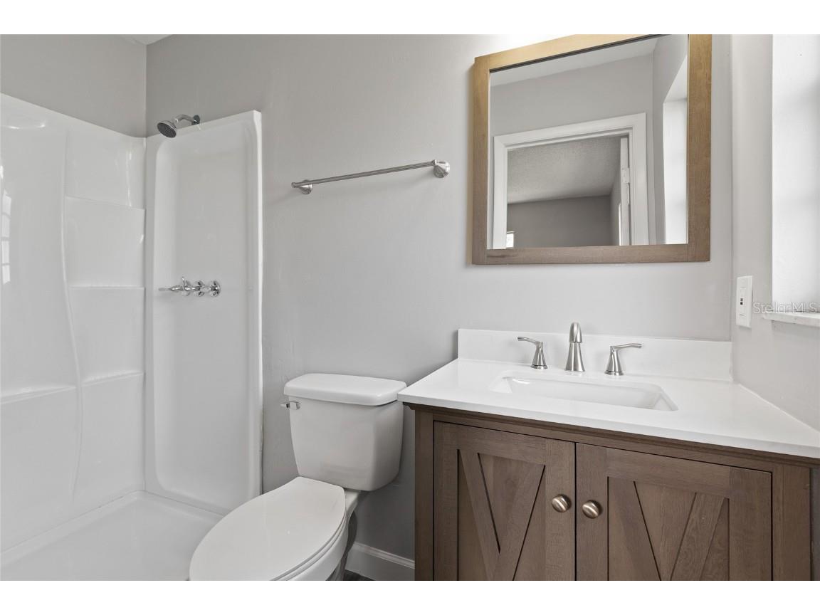 402 Century Avenue Fruitland Park FL 34731 O6363298 image5