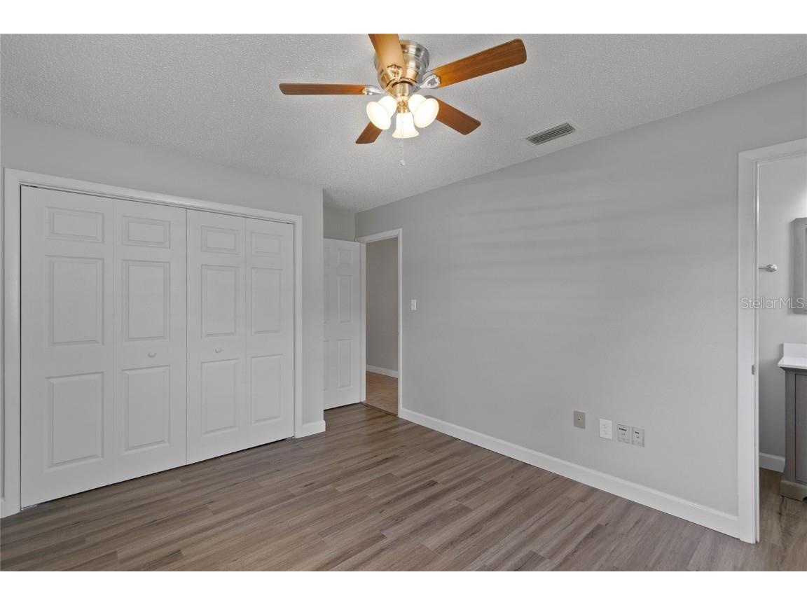 402 Century Avenue Fruitland Park FL 34731 O6363298 image6