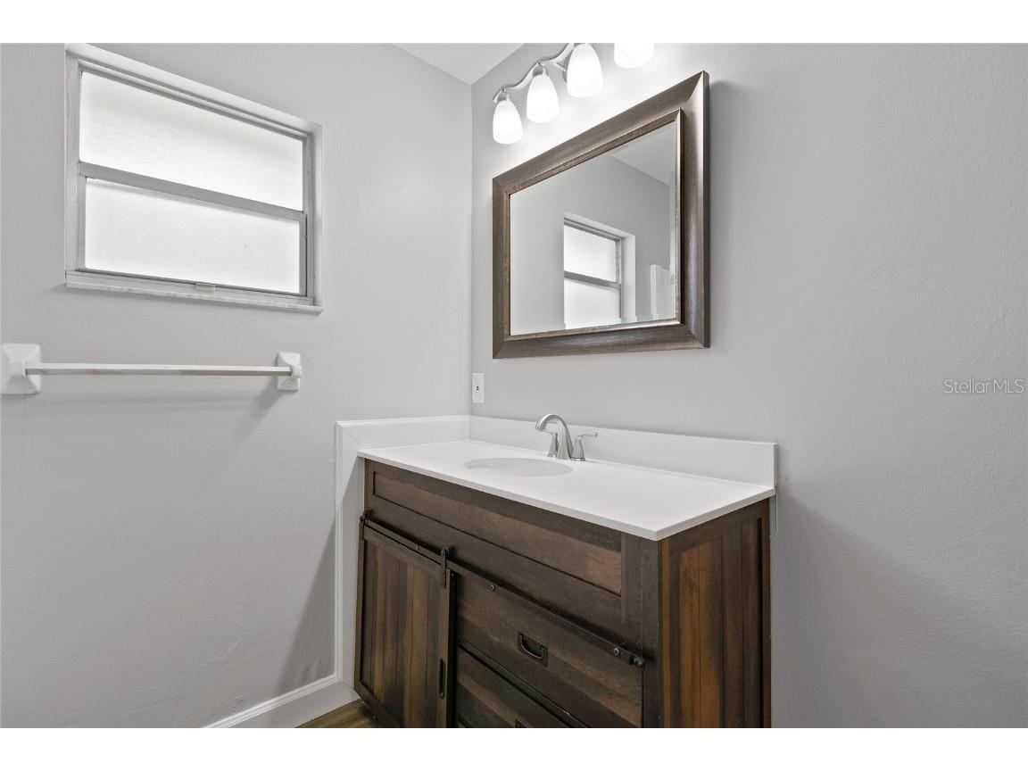 402 Century Avenue Fruitland Park FL 34731 O6363298 image9