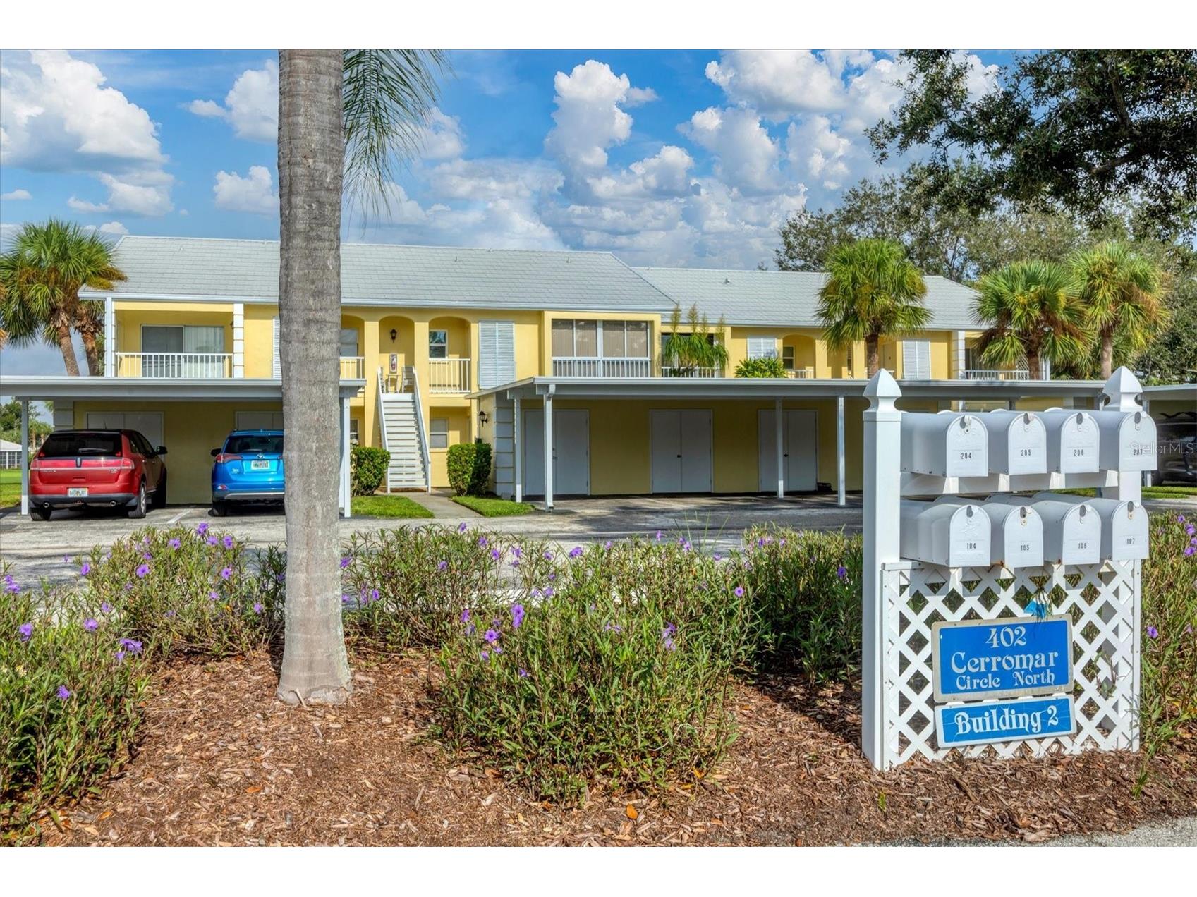 402 Cerromar Cir N Unit 207  