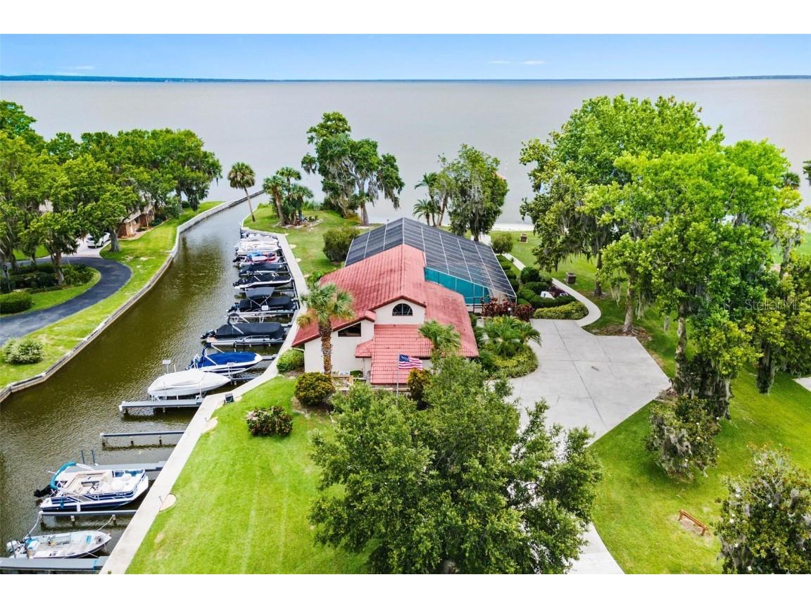 402 Clusterwood Drive Yalaha FL 34797 - LAKE HARRIS G5106185 image3