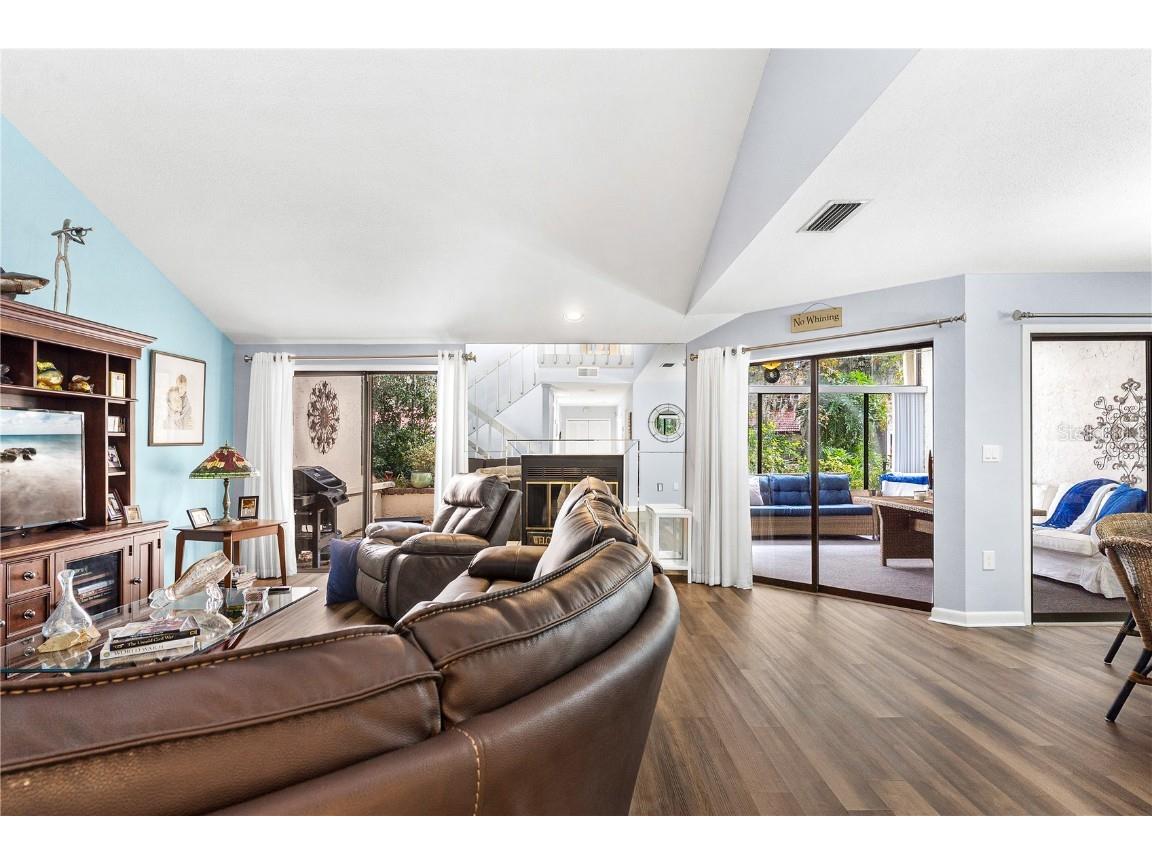 402 Clusterwood Drive Yalaha FL 34797 - LAKE HARRIS G5106185 image6