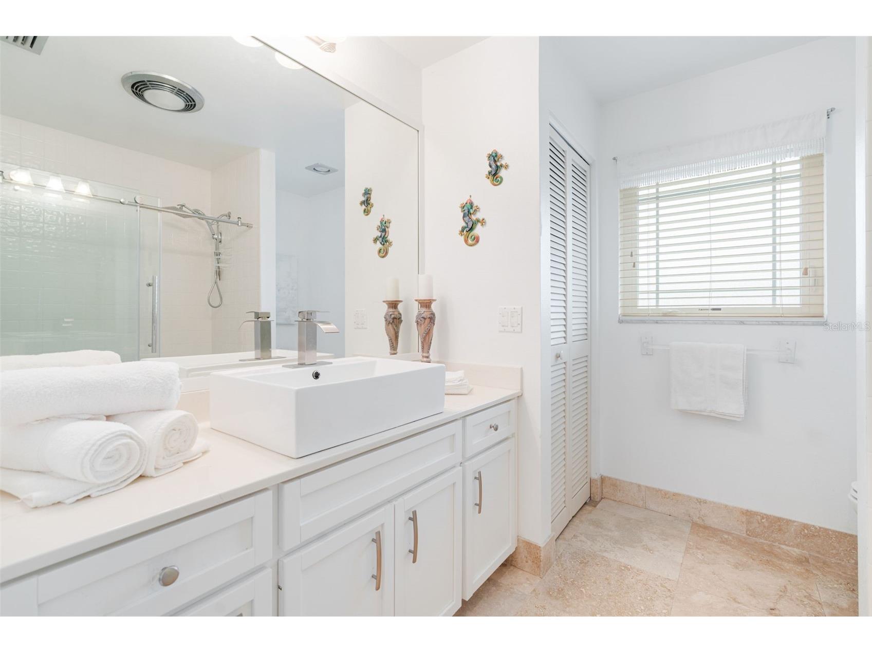 402 Devonshire Lane Venice FL 34293 A4678374 image15