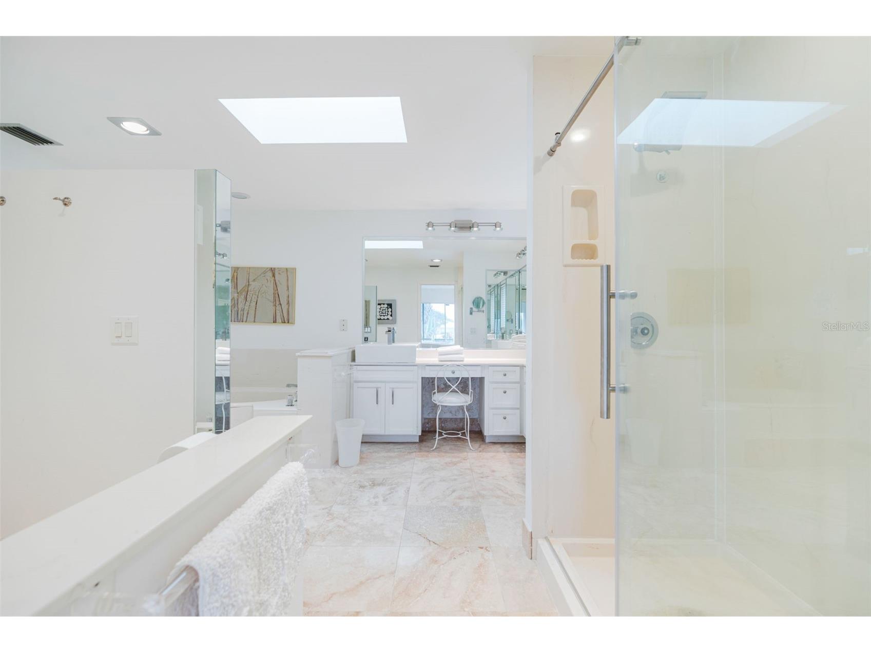 402 Devonshire Lane Venice FL 34293 A4678374 image21