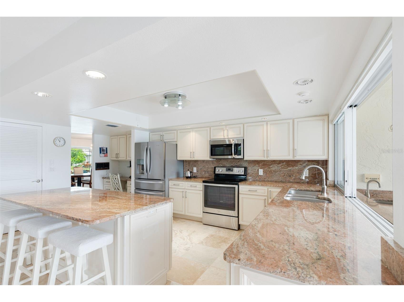 402 Devonshire Lane Venice FL 34293 A4678374 image30