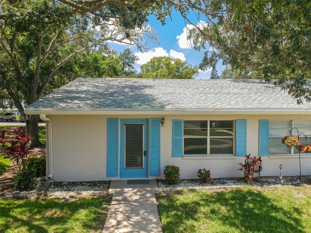 402 Dorchester Place #28 Sun City Center FL 33573 TB8342360 image1