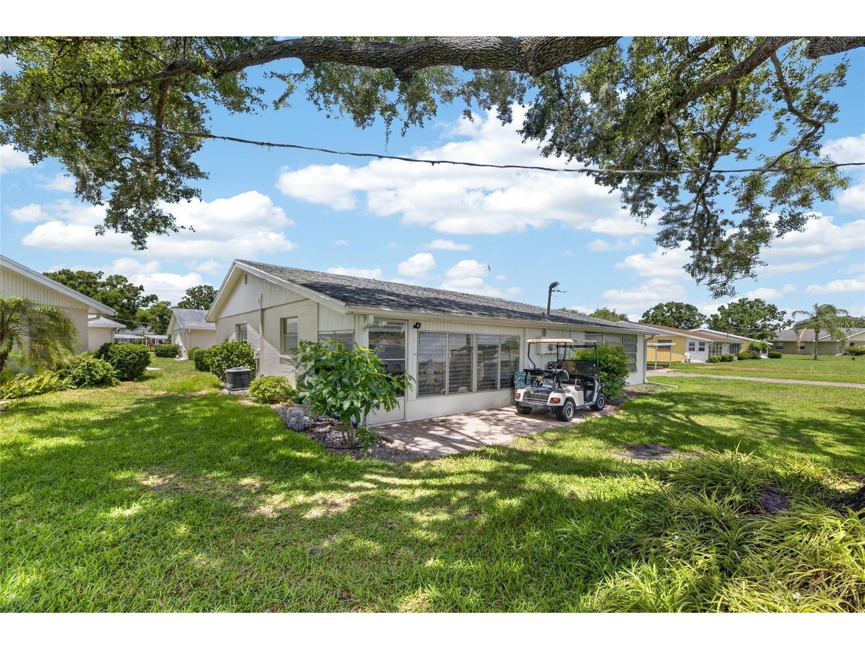 402 Dorchester Place #31 Sun City Center FL 33573 TB8517975 image3
