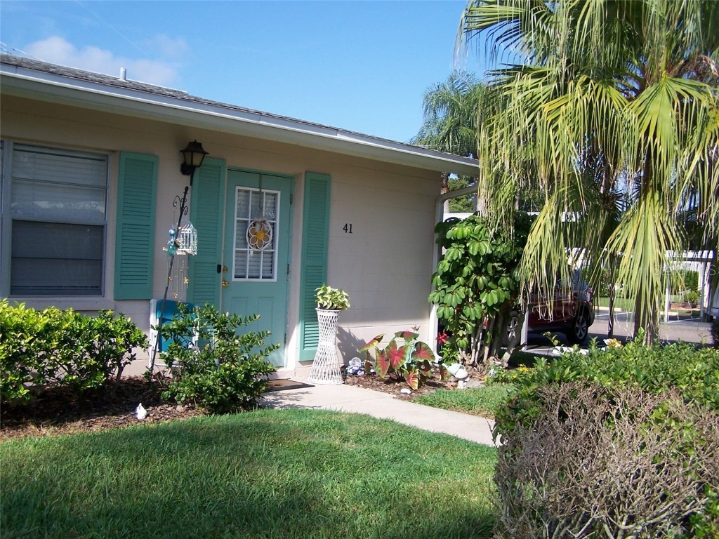 402 Dorchester Place #B-41 Sun City Center FL 33573 T3409917 image1