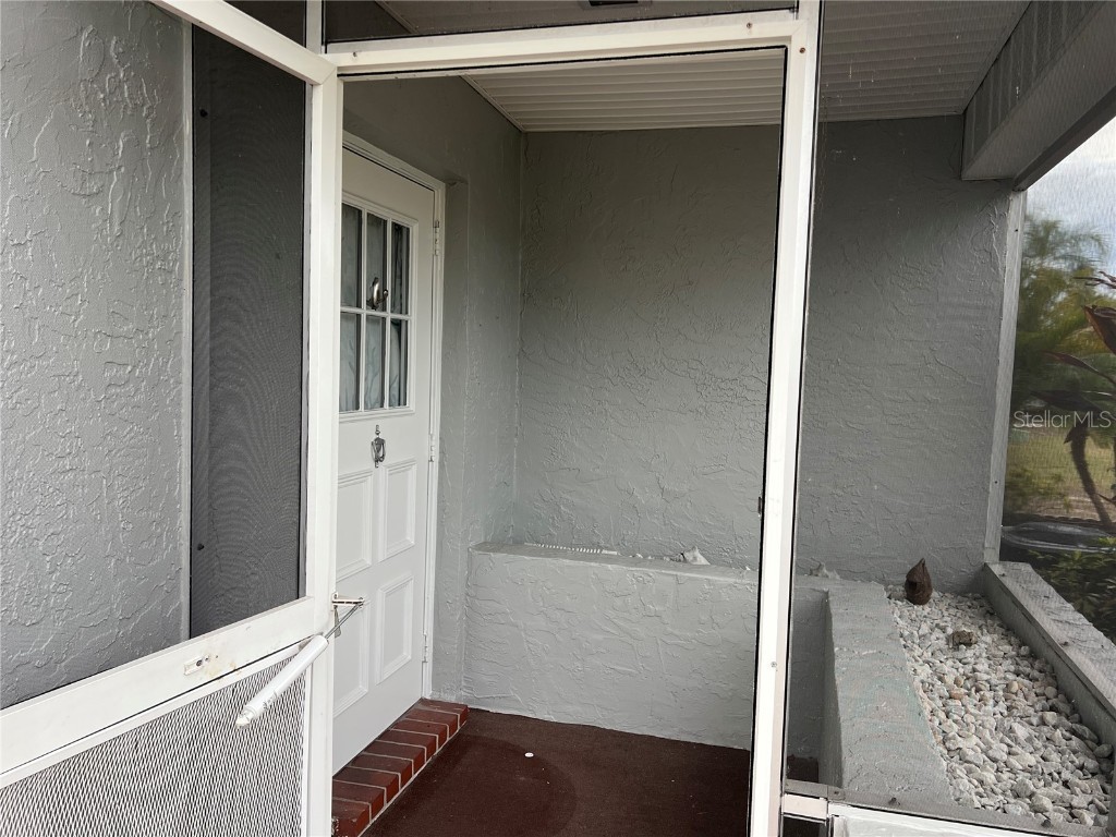 402 Finchley Court #B Sun City Center FL 33573 A4677265 image2