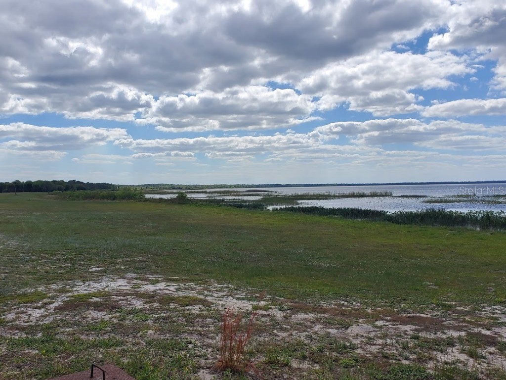 402 Japonica Avenue Indian Lake Estates FL 33855 - LAKE WALK ON WATER P4936366 image16